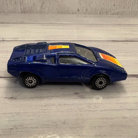 Zylmex Zee 1980's Lamborghini Countach D61 Blue 1:64 Hong Kong (SKU: 233TO) - Picture 2 of 5